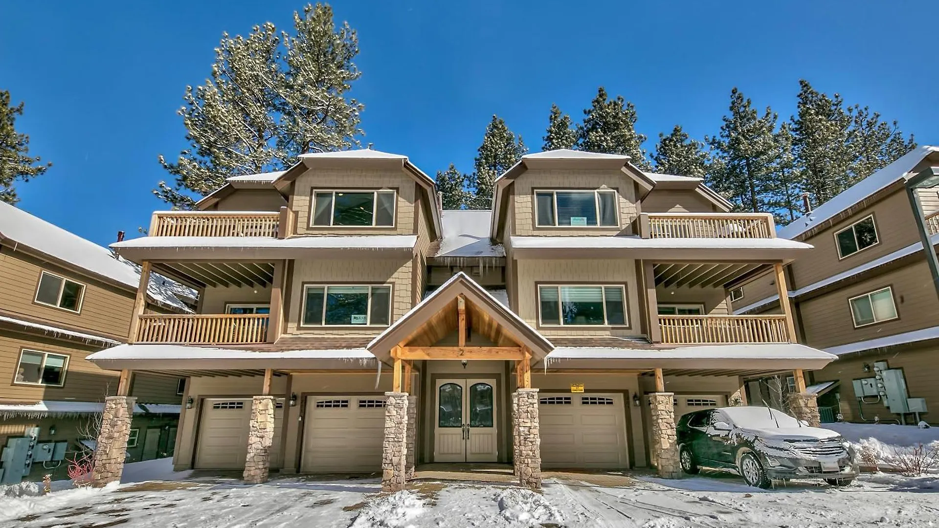 Tahoe Woods 203 At Stateline - Heavenly Slopes Lake Pets サウス・レイクタホ